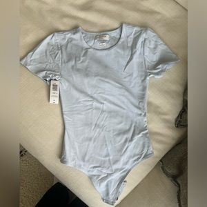 BNWT contour crew short sleeve bodysuit
